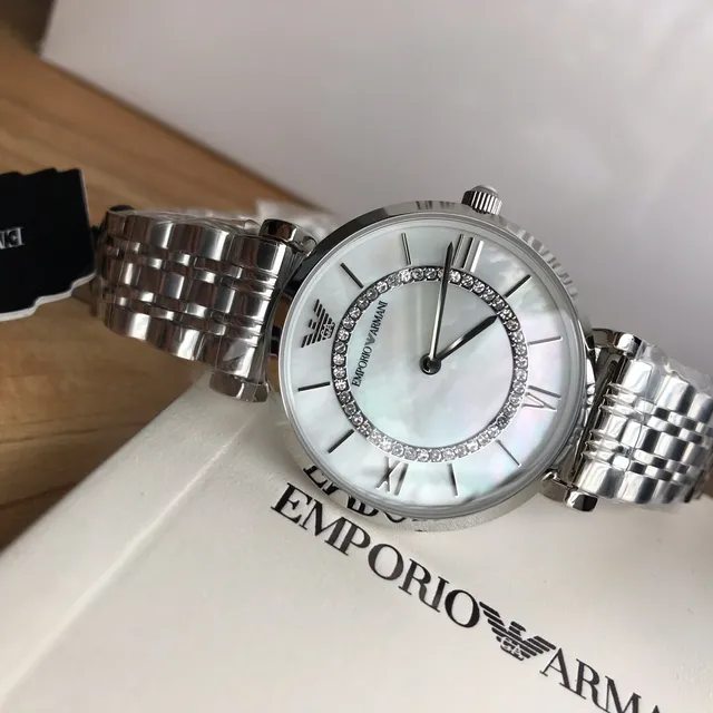 Emporio Armani Classic فضي أبيض حالة مستديرة تاج أم الؤلؤ كوارتز 3
