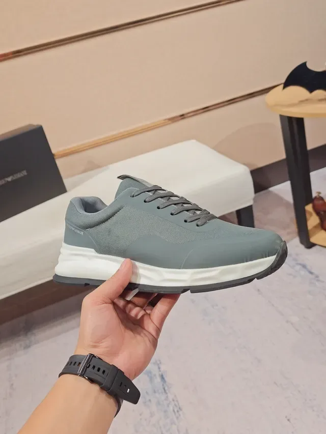 Emporio Armani Gris Blanc Haut en textile et maille semelle intermédiaire sculptée Sneakers style de vie 4