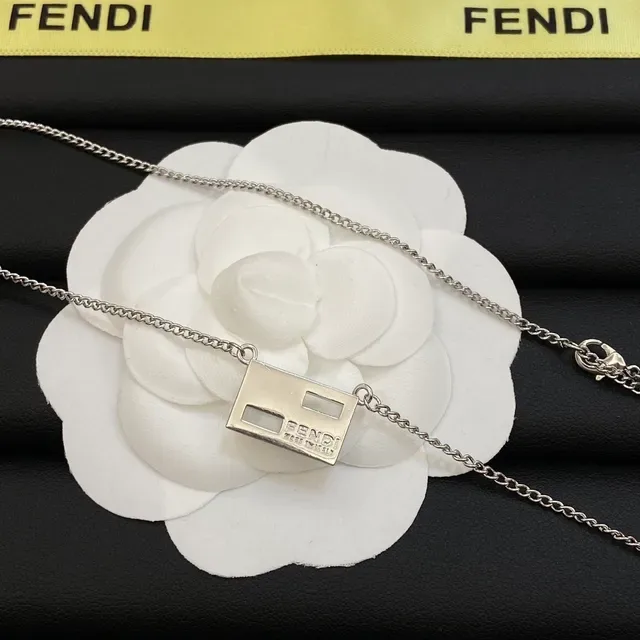 Fendi FF Logo Triple Pendant Collar Plata 2