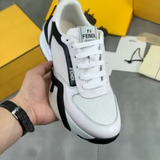 Fendi حذاء رياضي سميك سول أبيض أسود ميش جلد