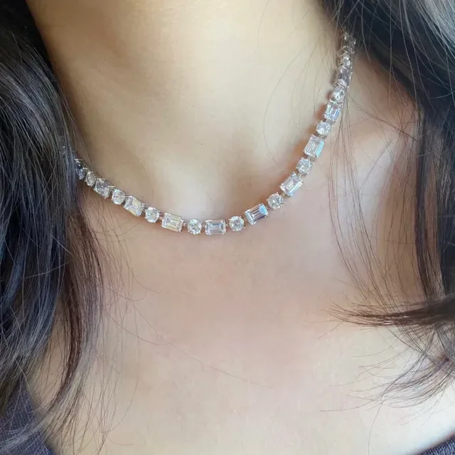 Baguette and Round Stone Alternating Linear Necklace 9