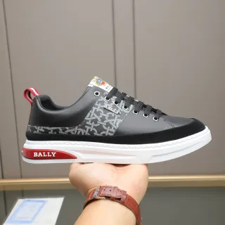 BALLY 黑红皮革鞋面 侧边面板字母印花 运动鞋