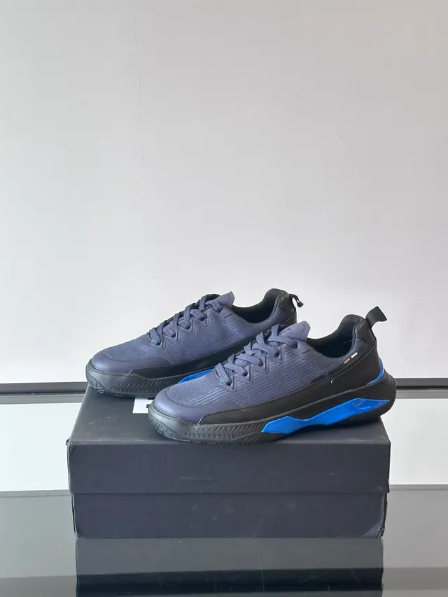 Black and Blue Accent Lifestyle Sneakers 5