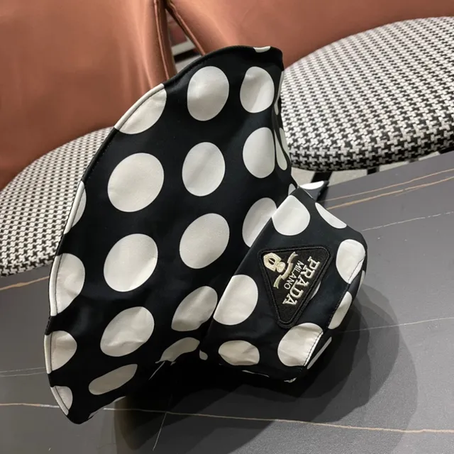 Sombrero de cubo negro y blanco con lunares, flojo 12