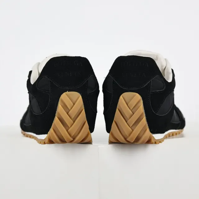 Black and White Suede Retro Runner Lifestyle Sneakers 8