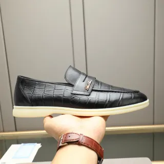 Mocassim Preto Bege Couro Croc-Embossed Sangle Metal Logo
