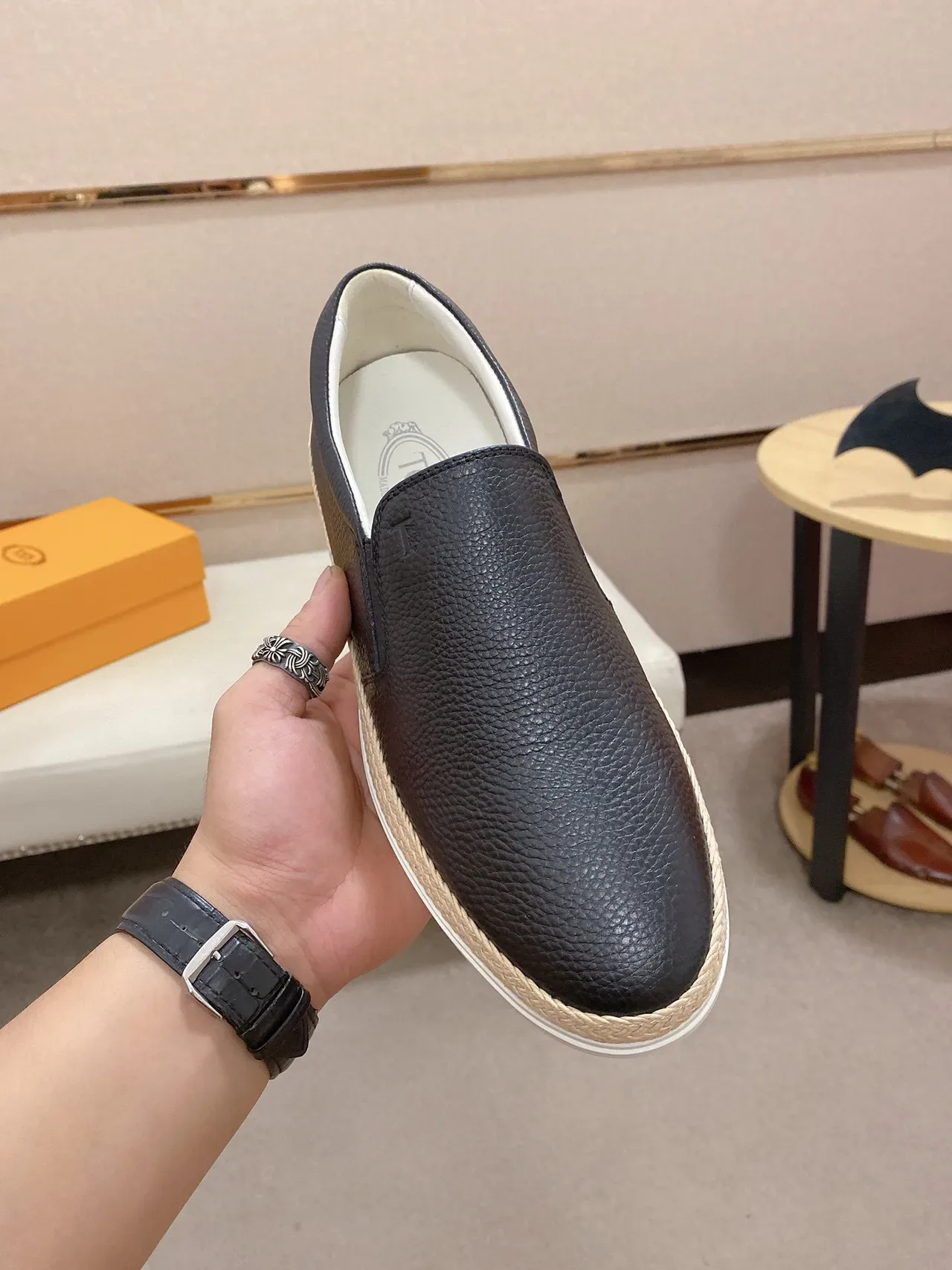 Chaussures bateau noir beige cuir granité supérieur semelle jute tissé avec bande 9