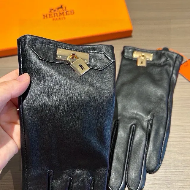 Black Gold Smooth Cuff-Mounted Padlock-Style Hardware Leather Gloves 6