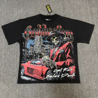 Camiseta negra de cuello redondo con estampado gráfico