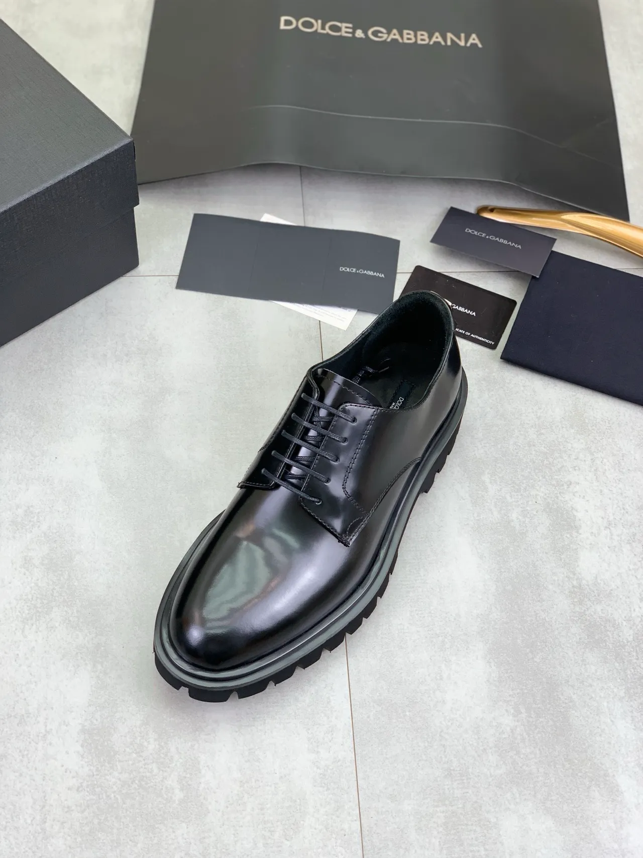Black High-Shine Leather Chunky Lug Sole Oxford Shoes 4