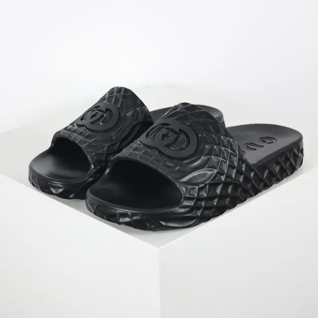 Black Molded Geometric Texture Slide Slippers 2