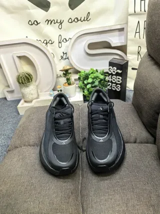 Black Monochromatic Textured Mesh-Synthetic Upper Sneakers 10