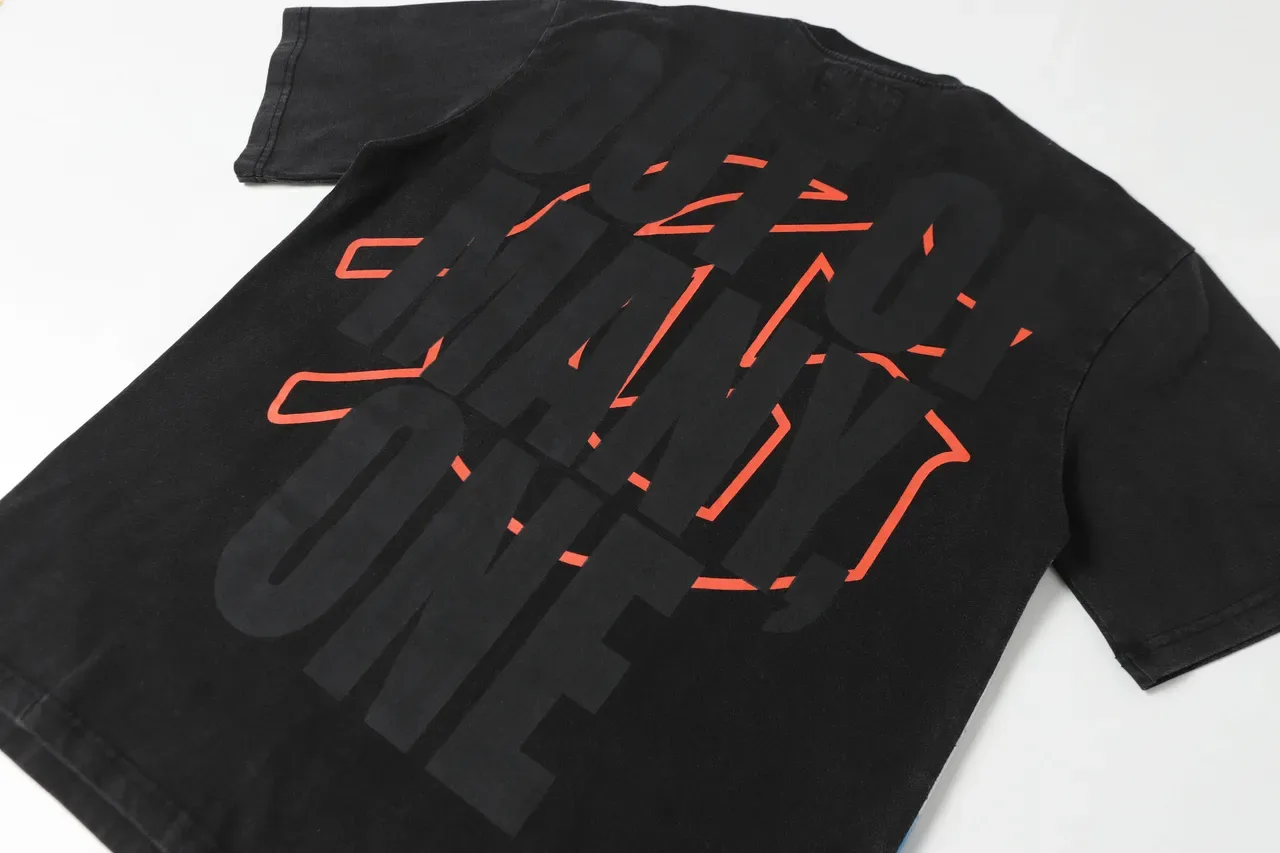 Black Oversized Graphic-Print T-Shirt 12