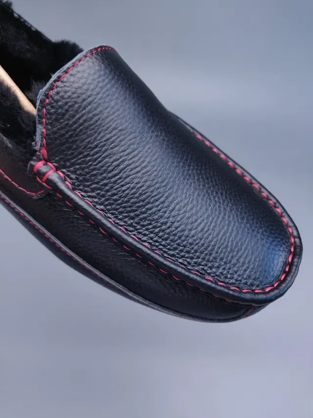 Black Red Pebbled Leather Contrast Stitching Loafer 3