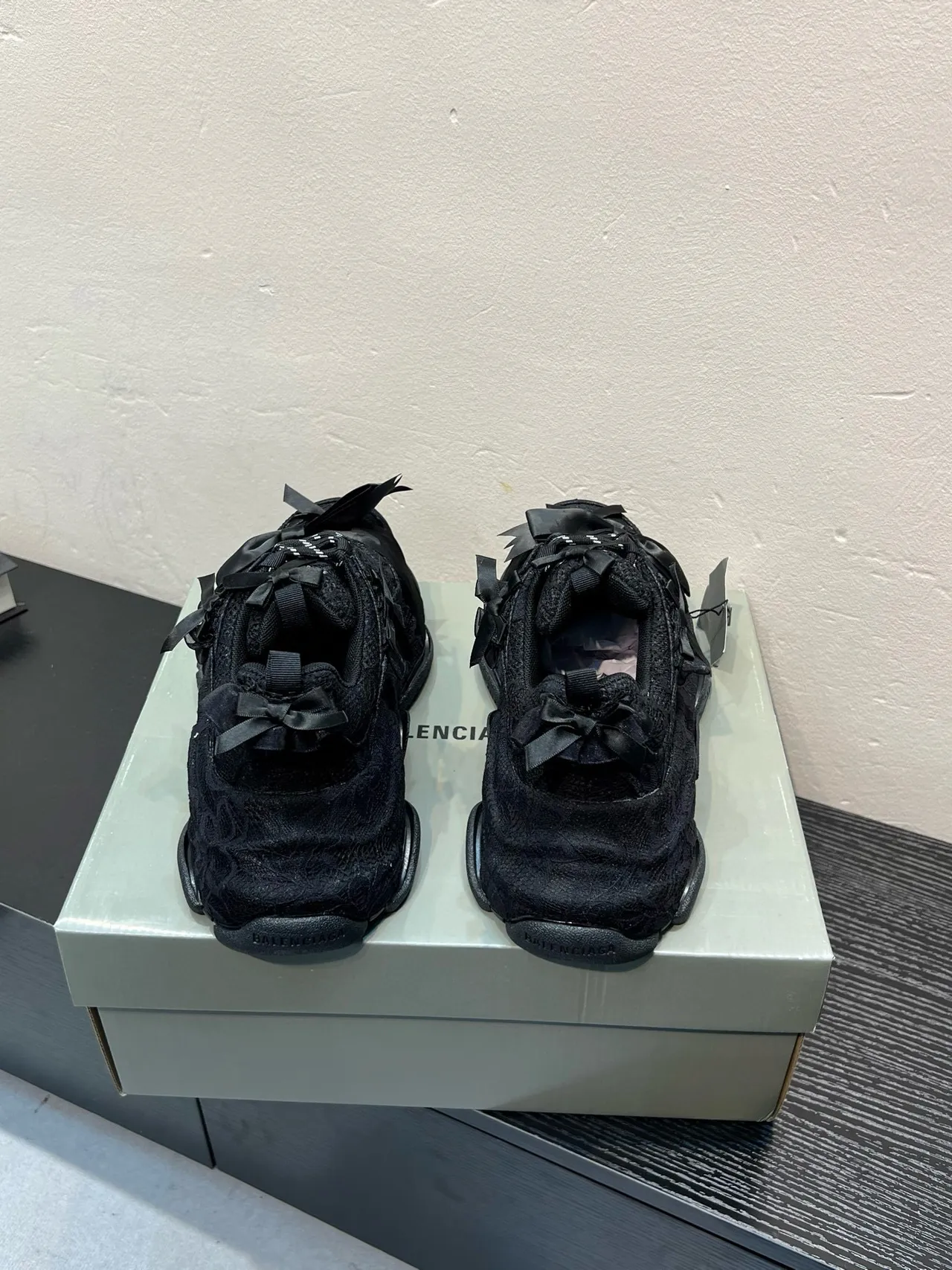 Black Silhouette Textured Mesh Upper Chunky Sneakers 5