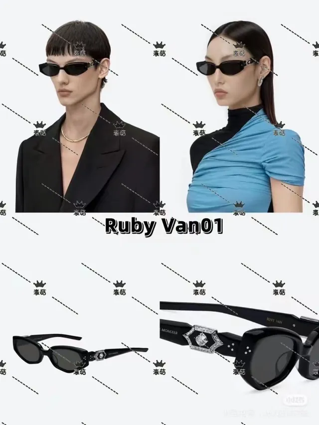 Gafas de sol marco ovalado pequeño templos de metal ornamentados en negro y plata 7