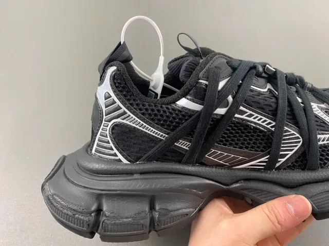 Black White Chunky Sole Mesh Upper Sneakers 3