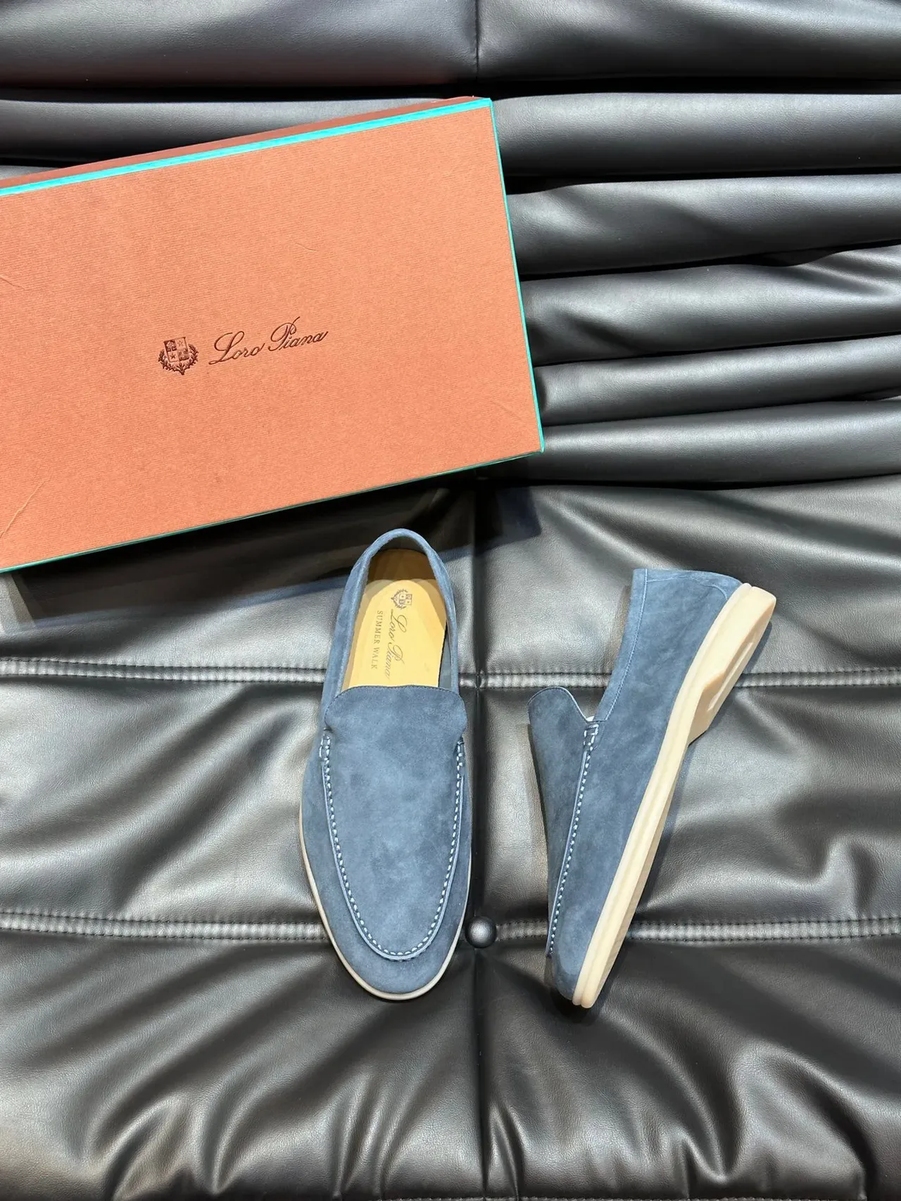 Blue Beige Suede Upper Moc-Toe Stitching Loafer 3