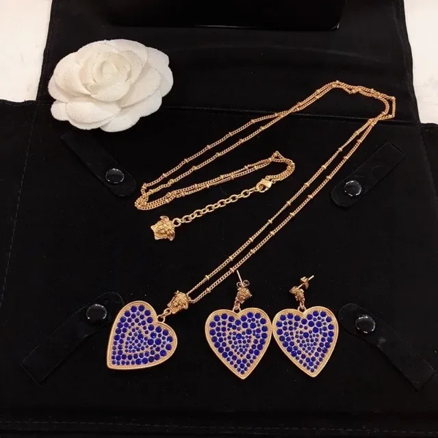 Blue Gold Heart-Shaped Pavé-Set Stones Necklace 7