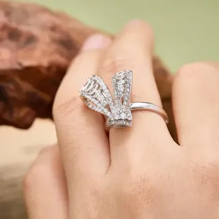 Bow-Shaped Pavé Crystal Ring