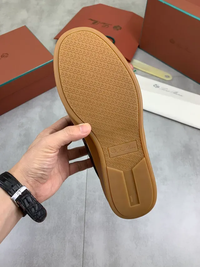 حذاء سنيكرز بني بيج أوبر جلد مدبوغ سول جوم رابر 2