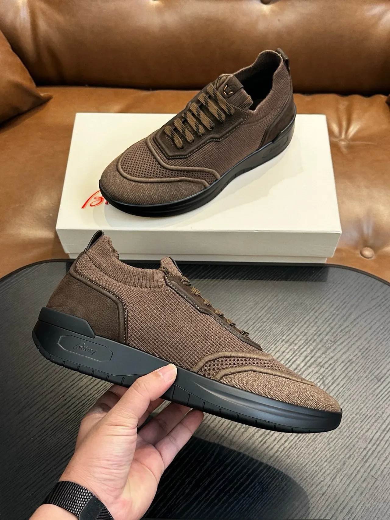 Sneakers lifestyle hybrides marron en maille et tissé 5