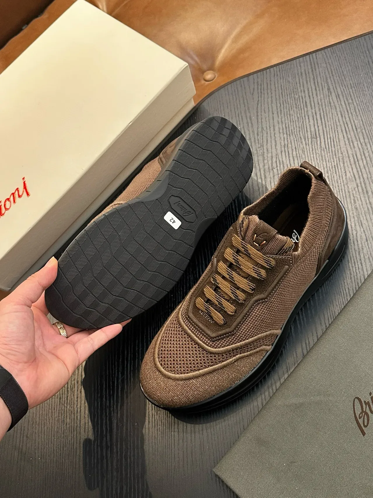 Sneakers lifestyle hybrides marron en maille et tissé 9