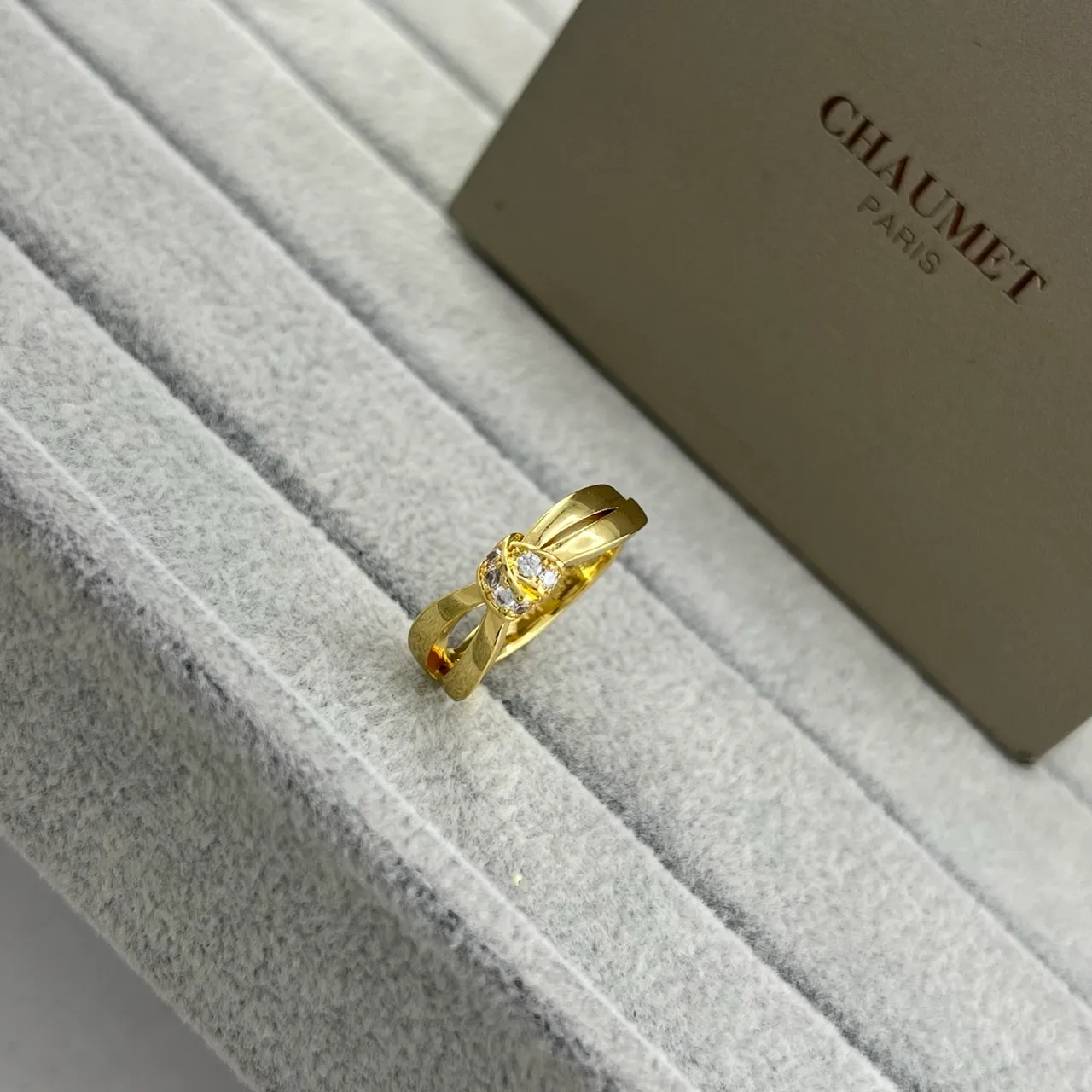 CHAUMET Liens Bow Knot Pavé Diamond Ring 3