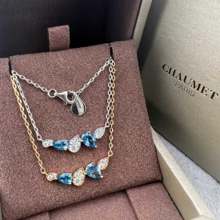 CHAUMET দুই স্তরের পিয়ার আকৃতির নীল রত্ন ও হীরার হার