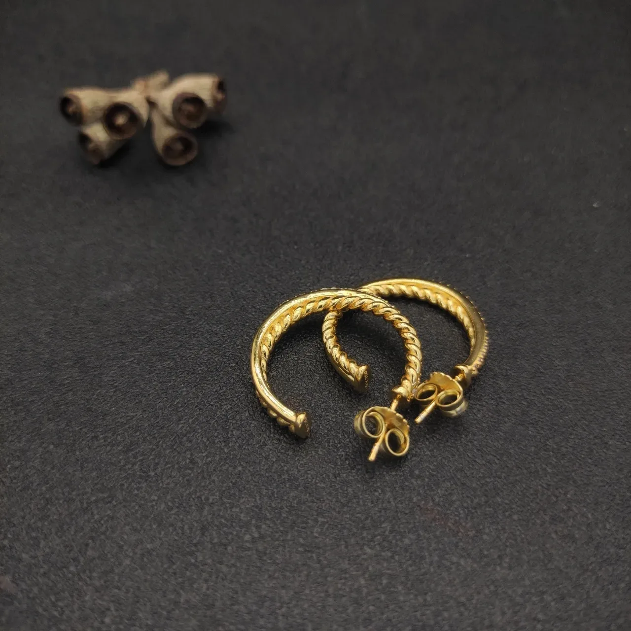 David Yurman Cable Classics Gold Transparent Twisted Rope Motif Pavé Stone Accent Earrings 5