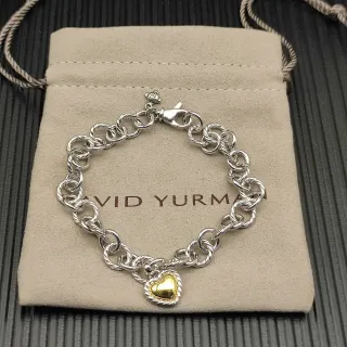David Yurman Cable Classics سوارة تعويذة قلب مع رابطة ملتفة