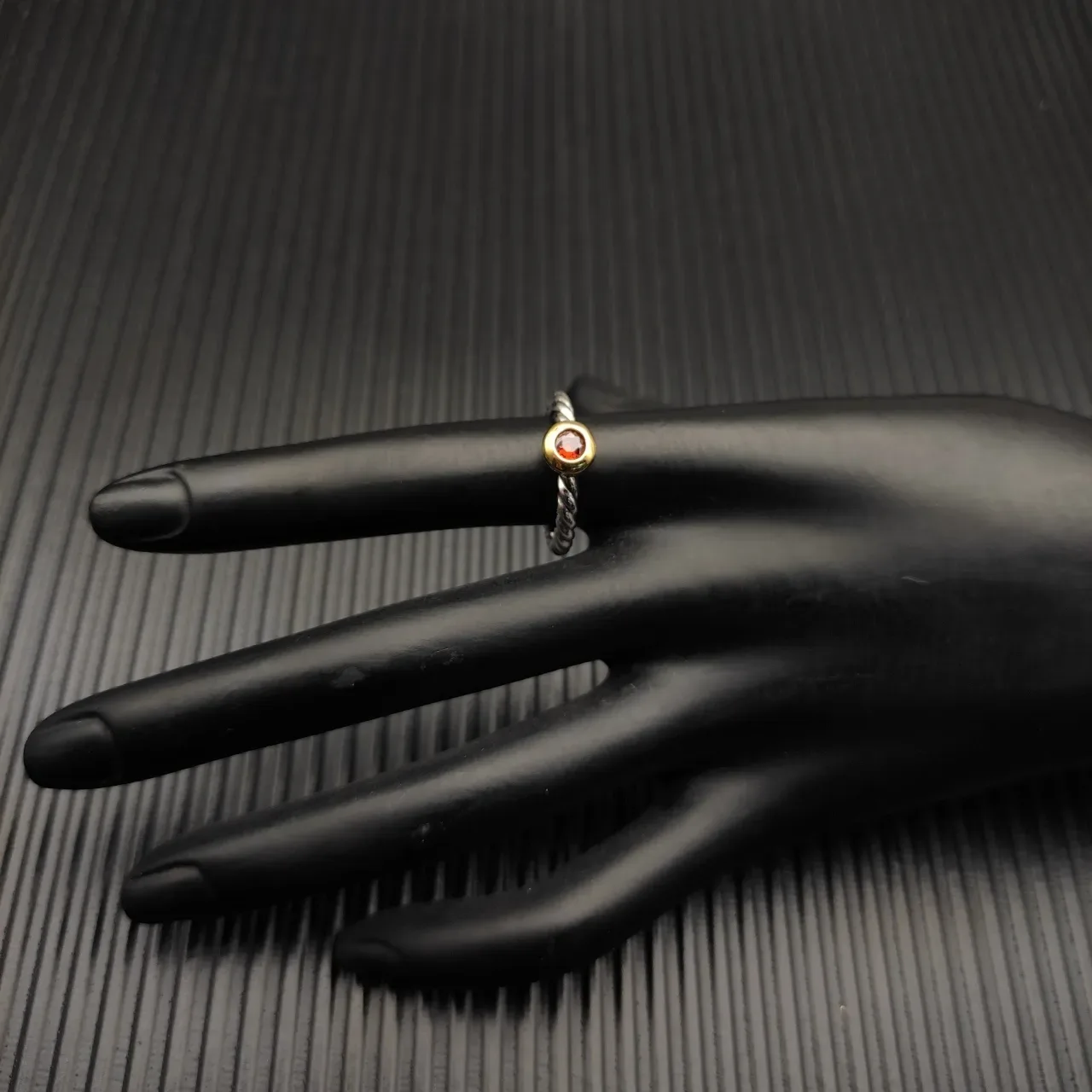David Yurman Cable Collectibles Red Gemstone Two-Tone Ring 3