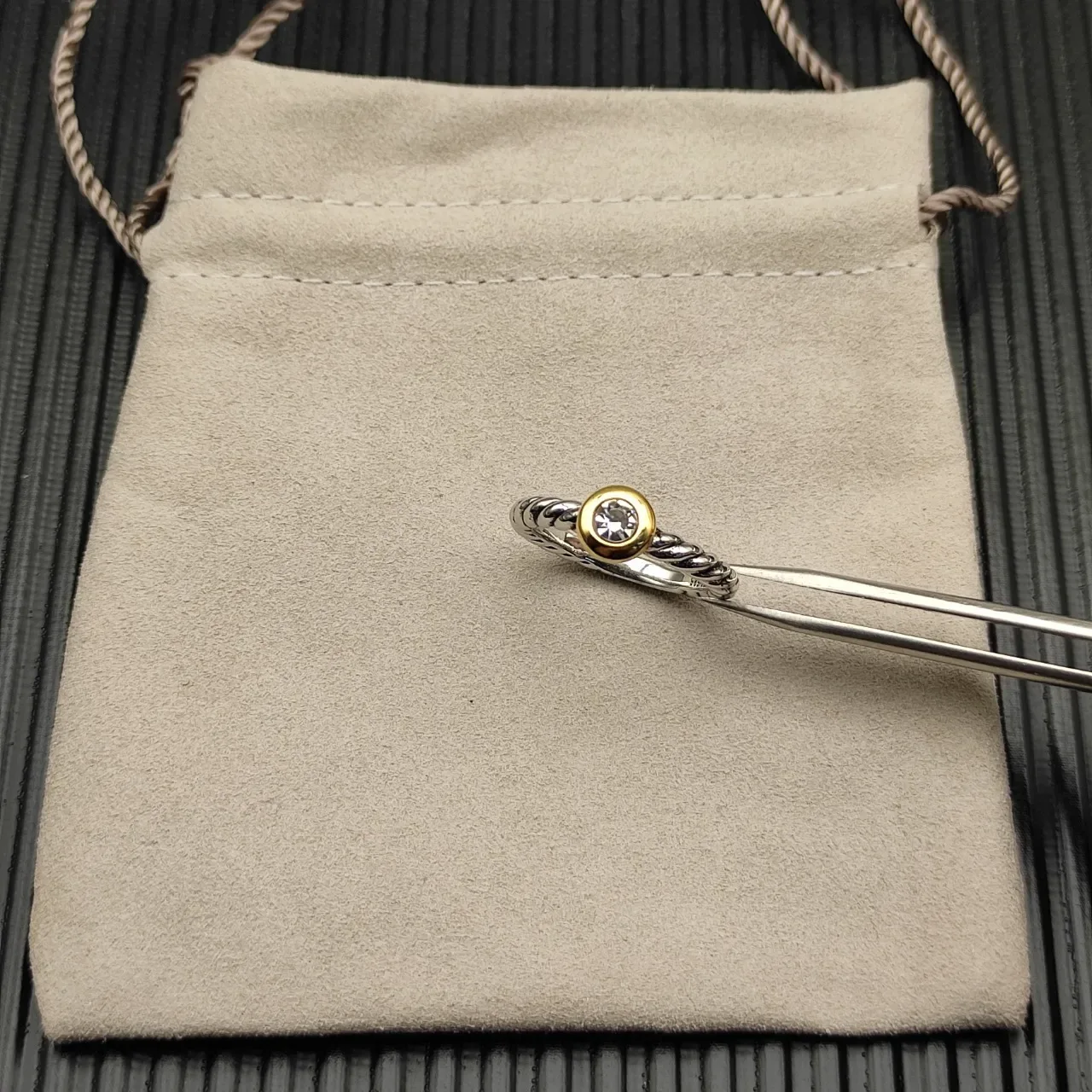 David Yurman 银/金 扭绳缆带 单边框镶嵌圆石戒指 6