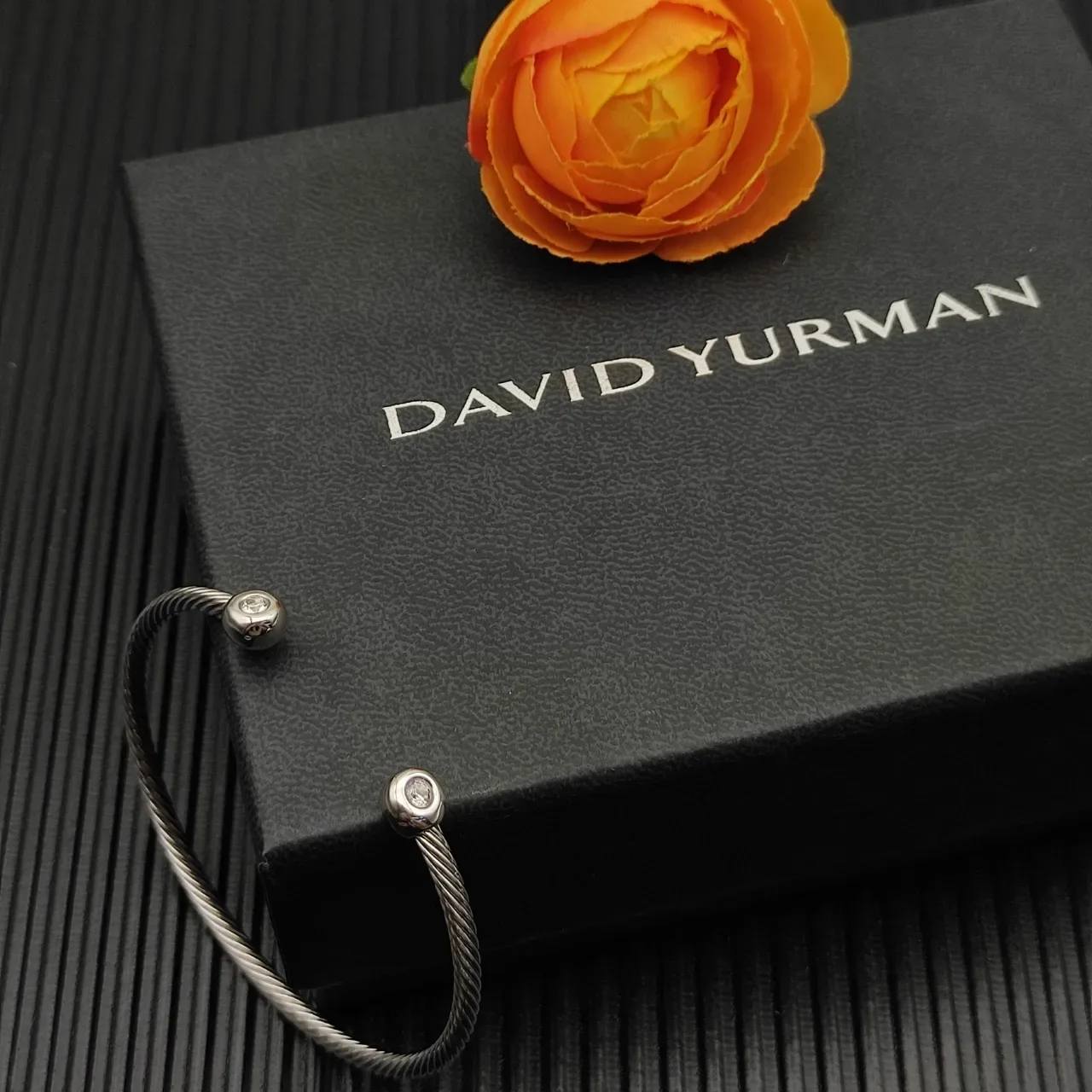 David Yurman Silver Transparent Twisted Cable Spherical End Caps Bracelet 8
