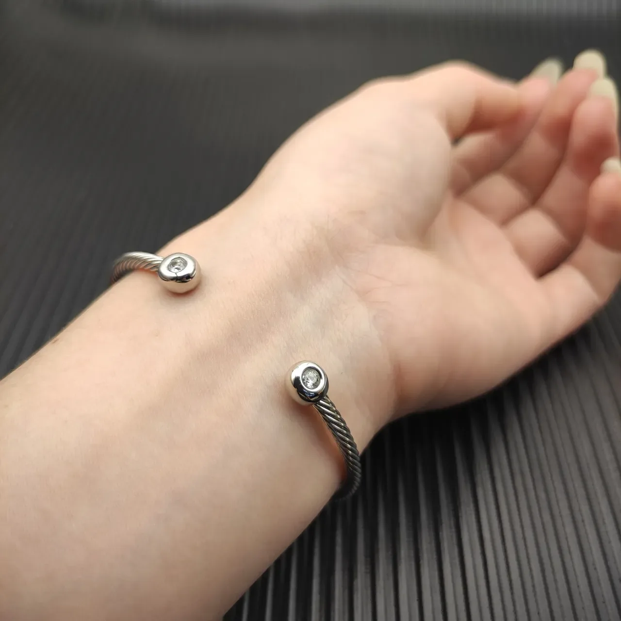 David Yurman Silver Transparent Twisted Cable Spherical End Caps Bracelet 9