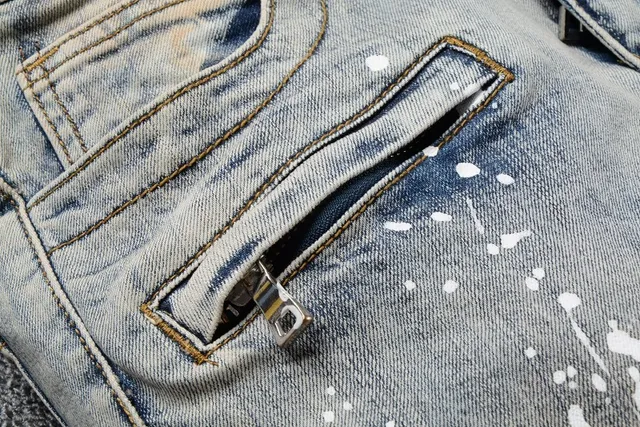 بناطيل جينز Slim-Fit Distressed بتأثير رذاذ الطلاء 3