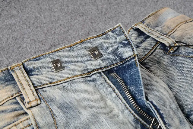 بناطيل جينز Slim-Fit Distressed بتأثير رذاذ الطلاء 14