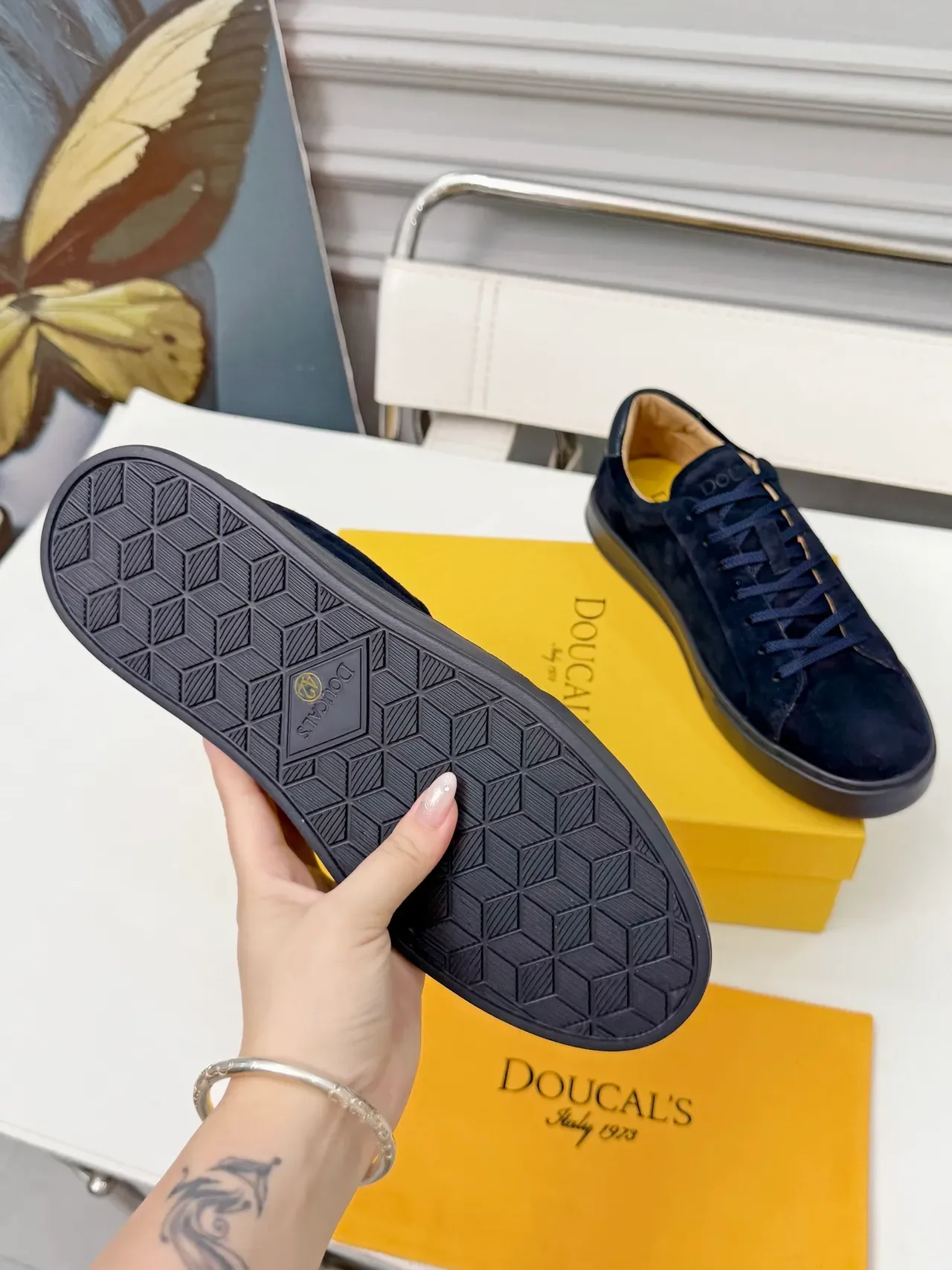 DOUCAI'S Navy Suede Low-Top Lifestyle Sneakers 2