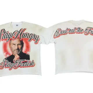 Camiseta gráfica desgastada DUAA Stay Hungry Stay Foolish