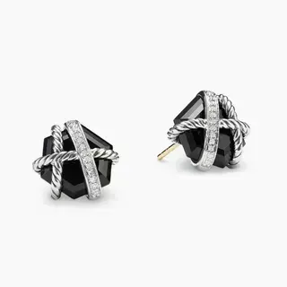 Aretes con piedras negras facetadas y cuerda trenzada Pavé