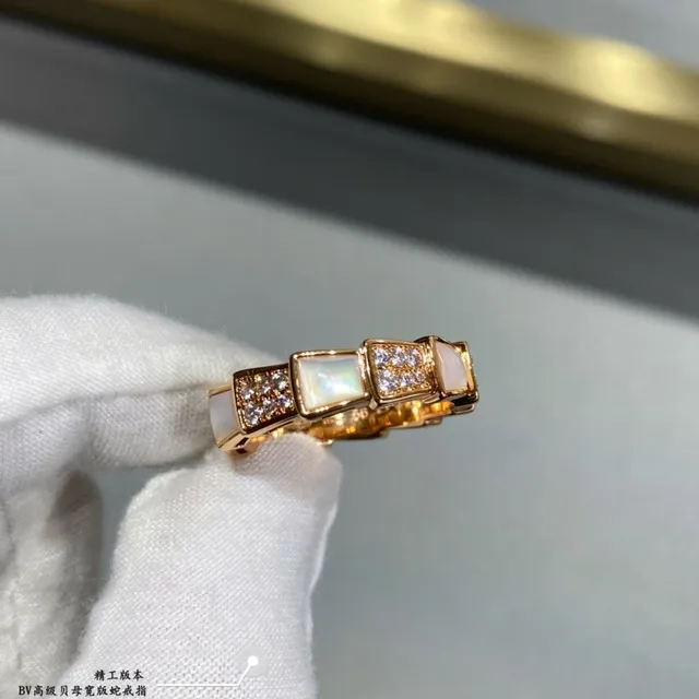 Geometric Linked Mother-of-Pearl and Crystal Stackable Ring 2