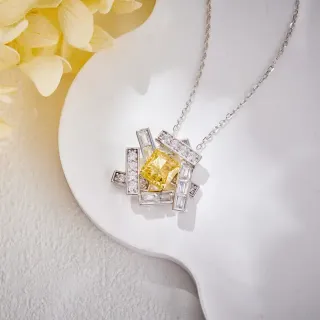 Collier pendentif de gemmes géométriques jaunes