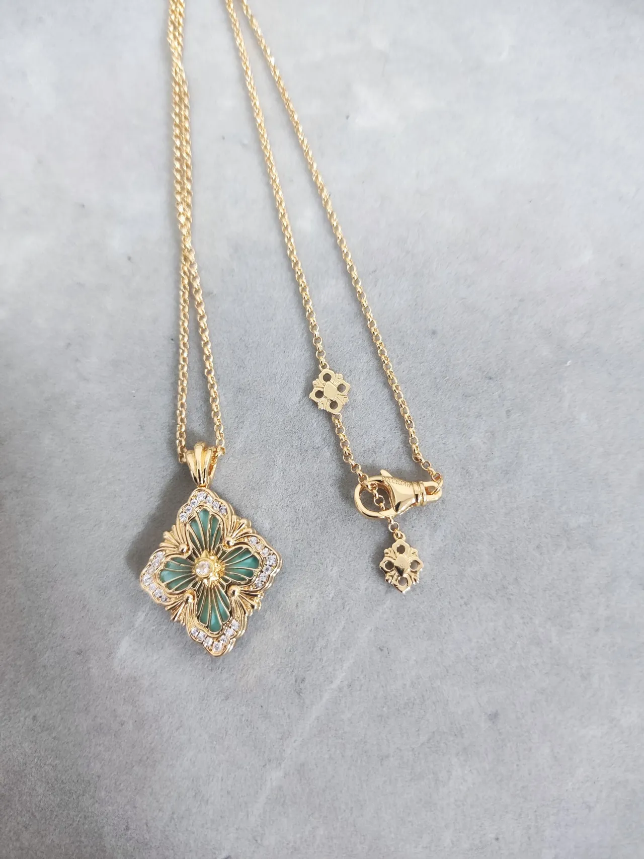 Gold Blue Quatrefoil Pendant Enamel Floral Motif Necklace 2