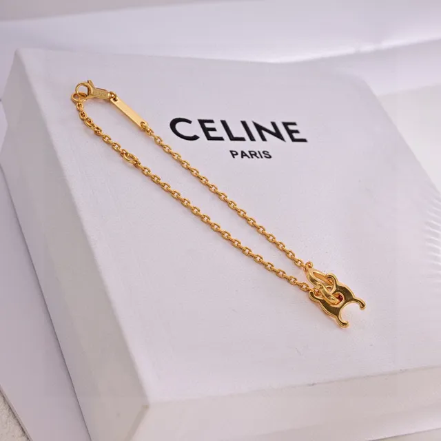 Collar con Cadena de Oro y Colgante Abierto 2