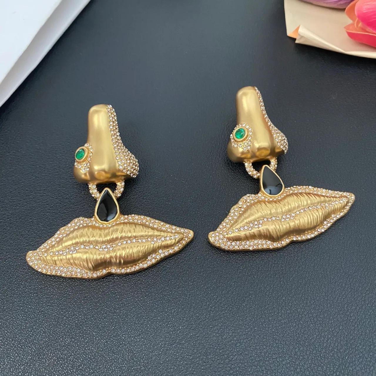 Gold Green Figurative Nose-and-Lips Motif Pavé Crystal Embellishment Earrings 5