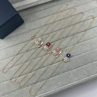 সোনালি বহুরঙ চেইন ফুলের পেন্ডেন্ট নেকলেস