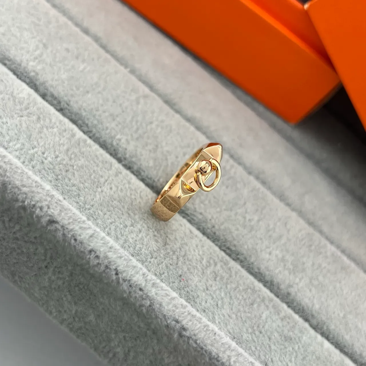 Gold Silver Geometric Band Polished Metal Ring 4