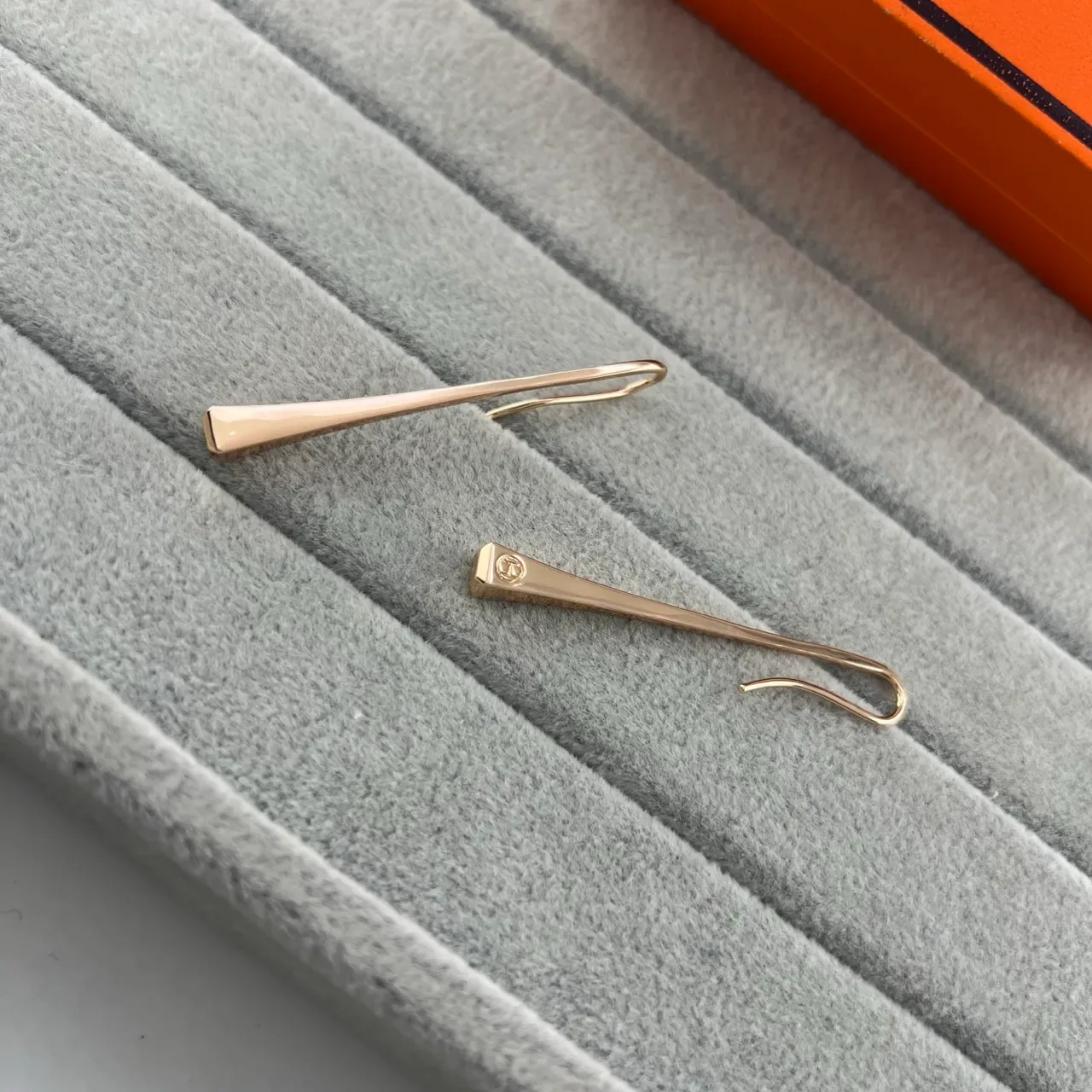Barre Tapered Or et Argent avec Fermeture à Crochets Bijoux 4