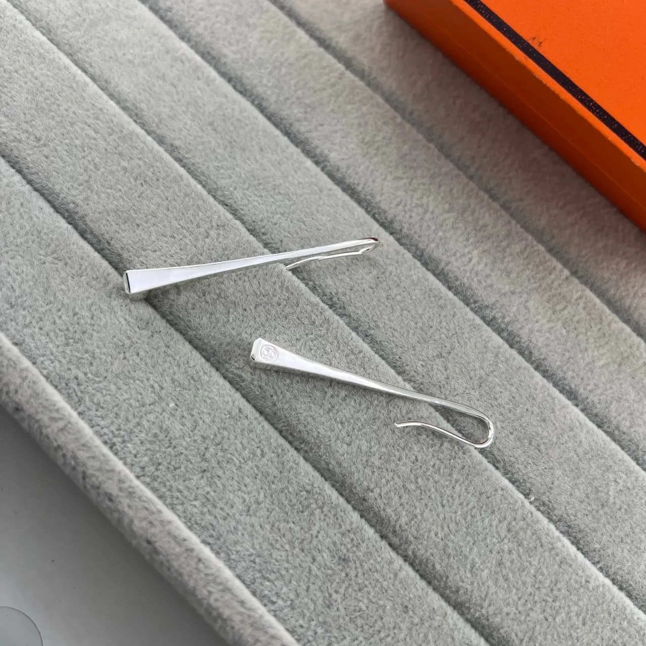 Barre Tapered Or et Argent avec Fermeture à Crochets Bijoux 5