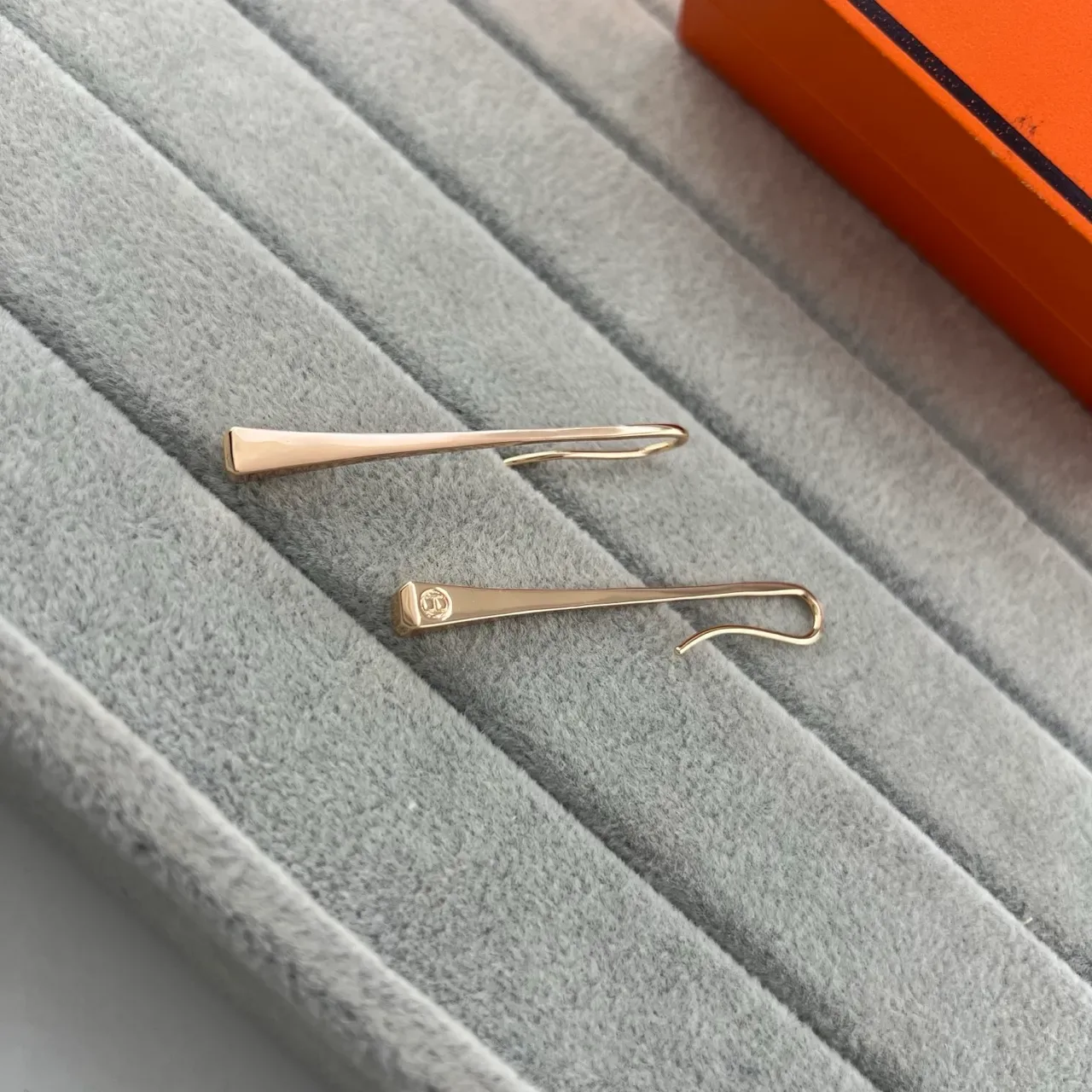 Barre Tapered Or et Argent avec Fermeture à Crochets Bijoux 6